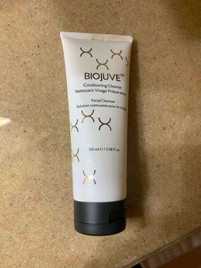 StriVectin Facial Cleanser full size tube biojuve 1st step